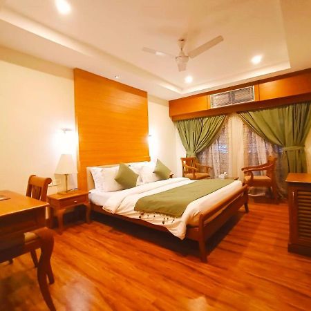 Hill Palace Hotel & Spa Kochi Luaran gambar