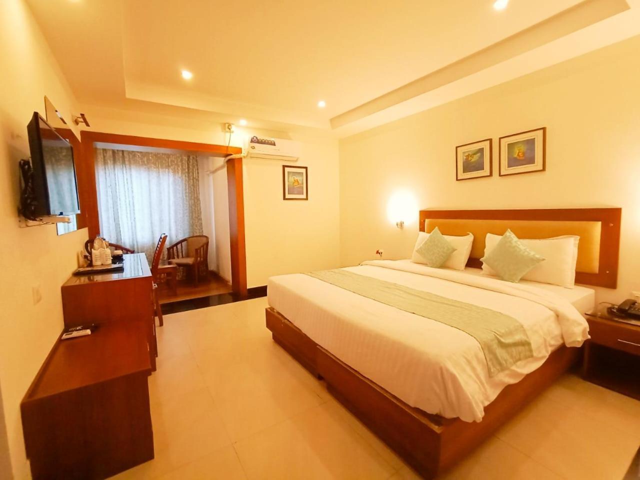 Hill Palace Hotel & Spa Kochi Luaran gambar