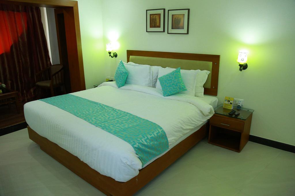 Hill Palace Hotel & Spa Kochi Luaran gambar
