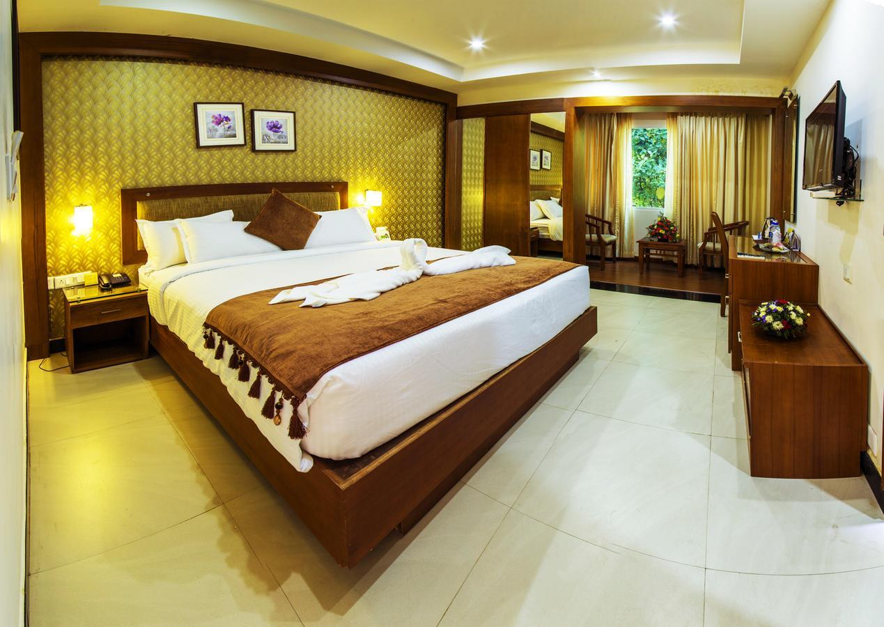 Hill Palace Hotel & Spa Kochi Luaran gambar