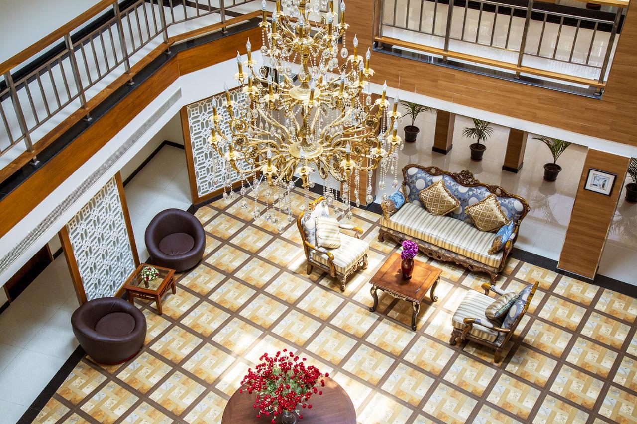 Hill Palace Hotel & Spa Kochi Luaran gambar
